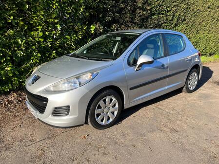 PEUGEOT 207 1.4 S 