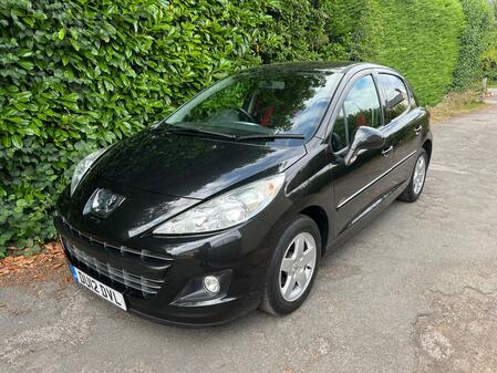 PEUGEOT 207 1.4 Sportium