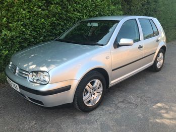 VOLKSWAGEN GOLF 1.6 SE 43k