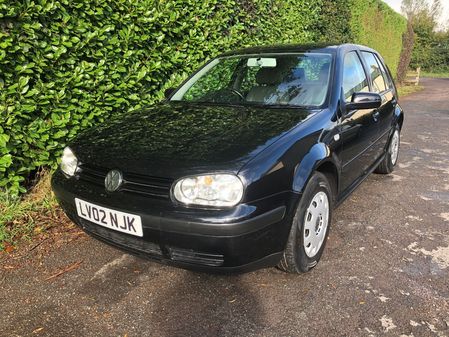 VOLKSWAGEN GOLF 1.6 SE 31k